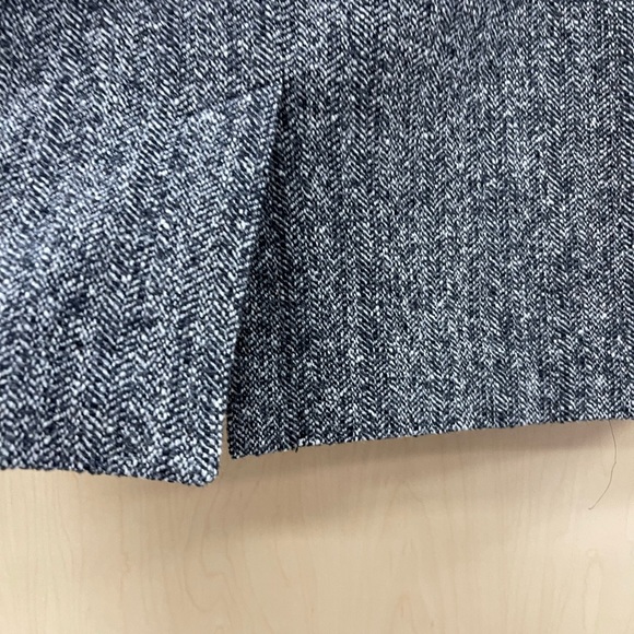 WOMEN’S SKIRT IN EXCELLENT CONDITION WITH POCKETS. - Picture 6 of 6